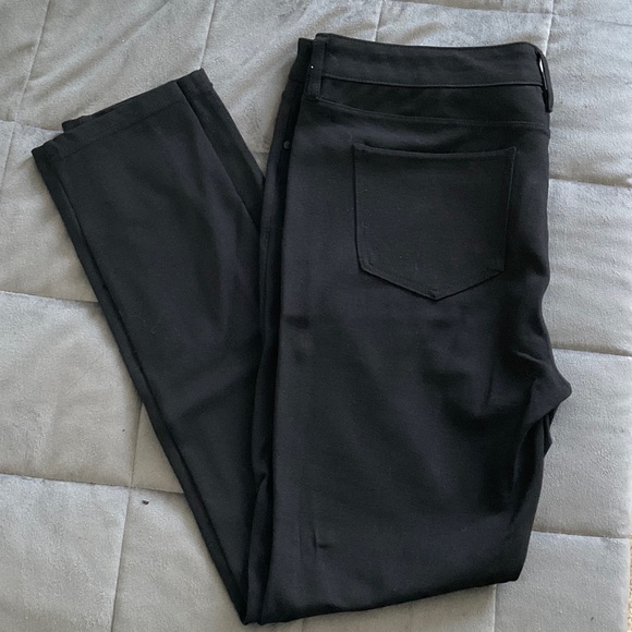 Celebrity Pink Black Jeggings - Picture 1 of 4